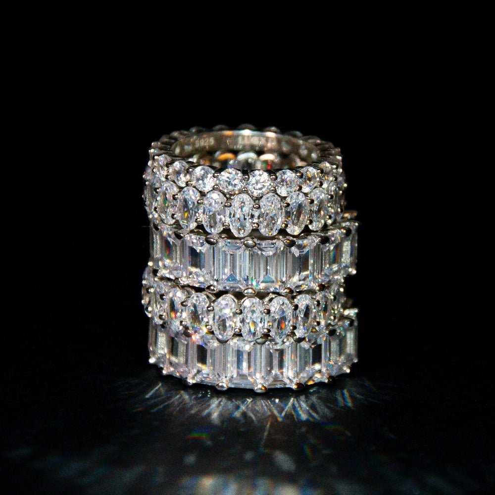 ROUND ETERNITY RING - LUCKY13